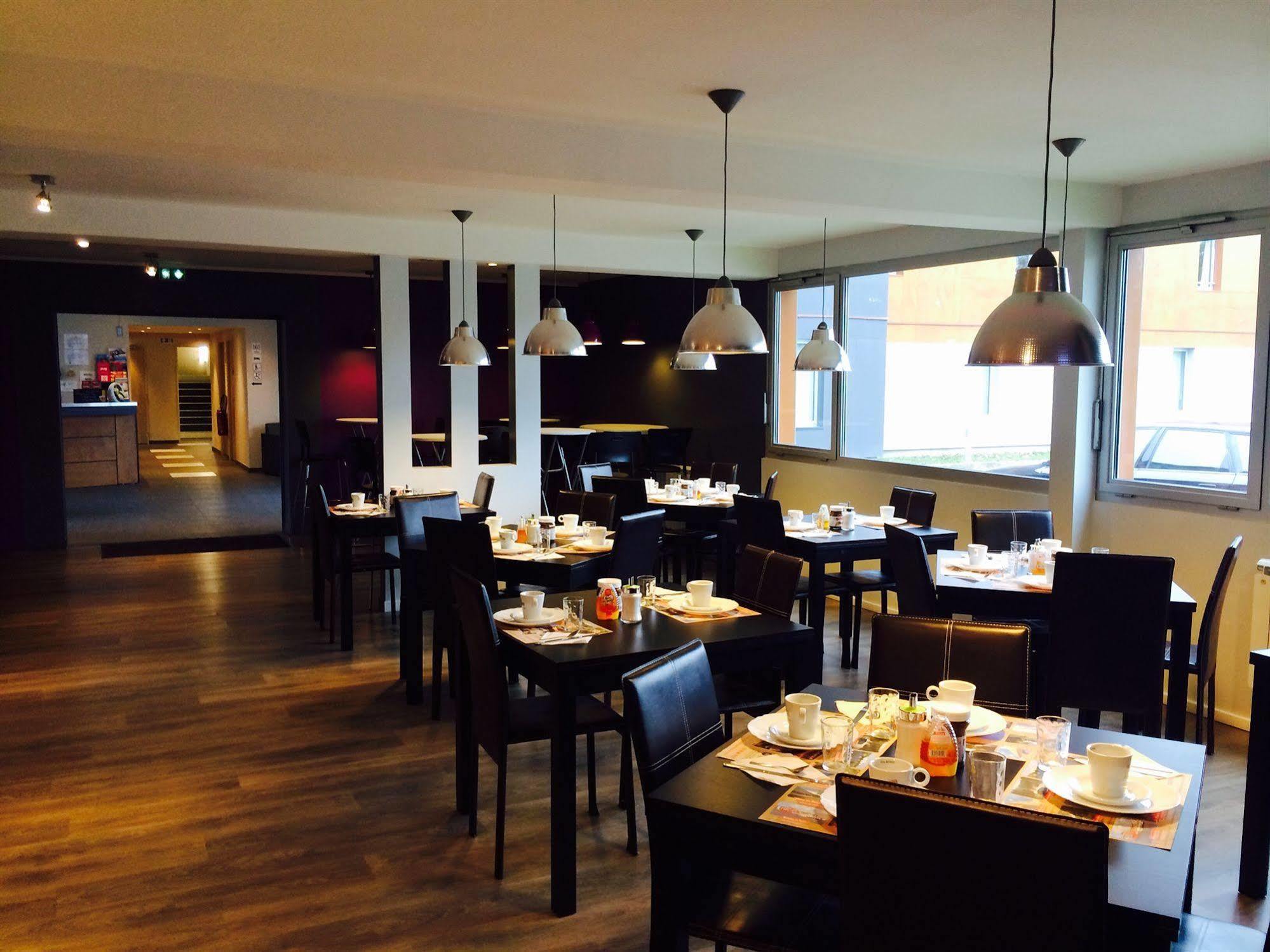 Fasthotel Dunkerque กรองด์-ซินธ์ ภายนอก รูปภาพ